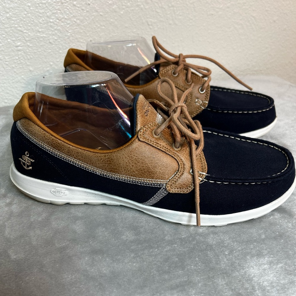 Skechers On The Go Goga Max Navy & Tan Boat Deck Shoes Women’s Size 11 Walking